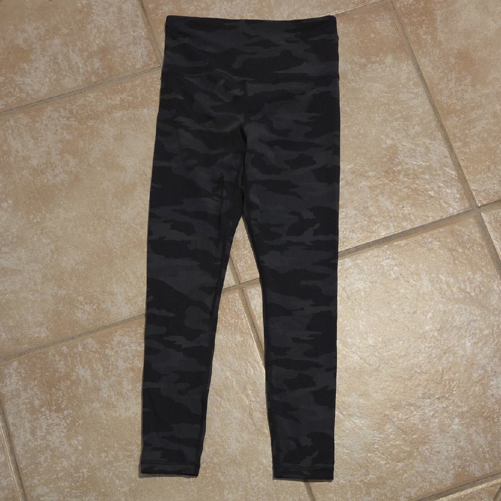 Athleta  Black Camouflage Leggings